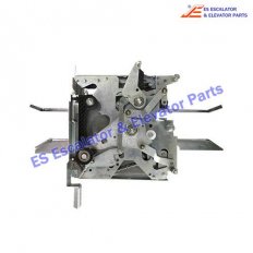 <b>KM601500G15 Elevator Door Coupler</b>