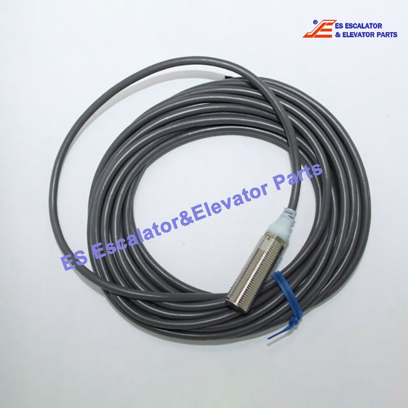 E2A-M12KS04-WP-C1 Escalator Safety Proximity Sensors OMRON Input 12-24V DC With Cable 2m Use For Other