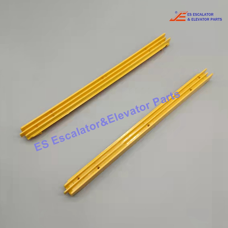 RL47332130B Escalator Demarcation Line Yellow 1200 RL With Holes For Screw Fixation Use For Hyundai